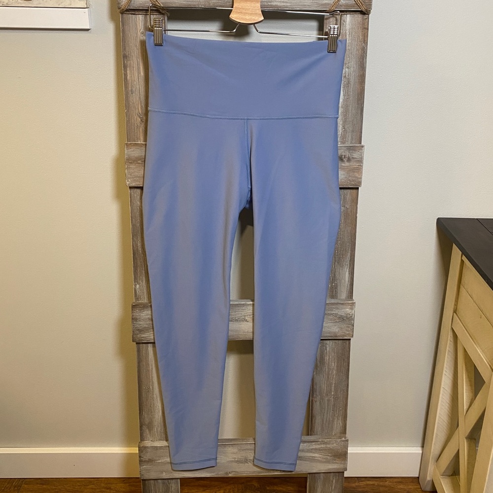Old Navy Extra High-Waisted Power Soft Hidden Pocket Leggings | Size L